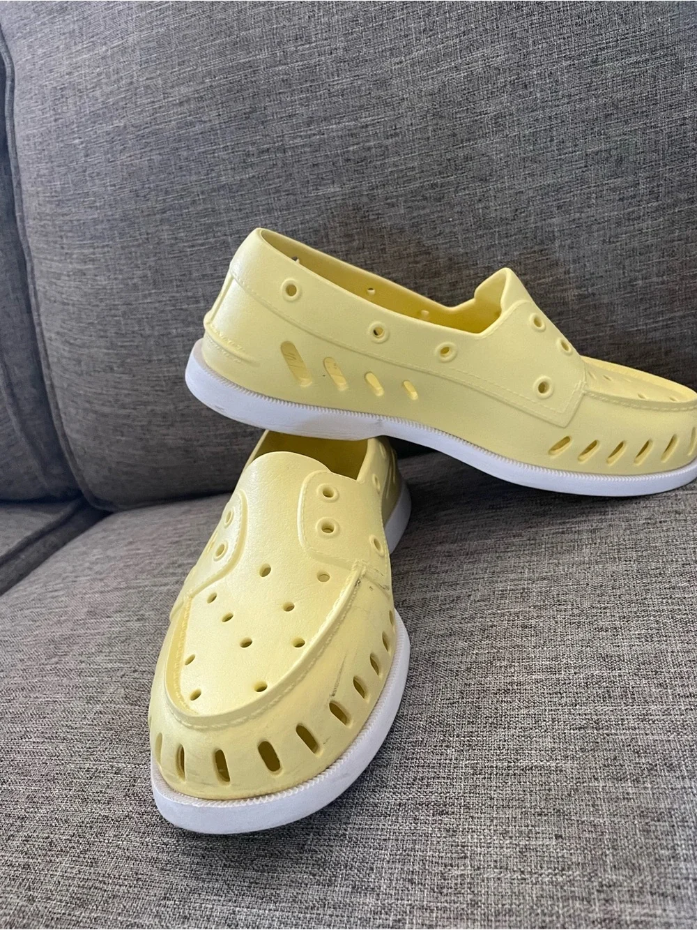 Sperry Top Sider Yellow unisex Cut out design slip on Foam Rubber Boat shoe M7W9